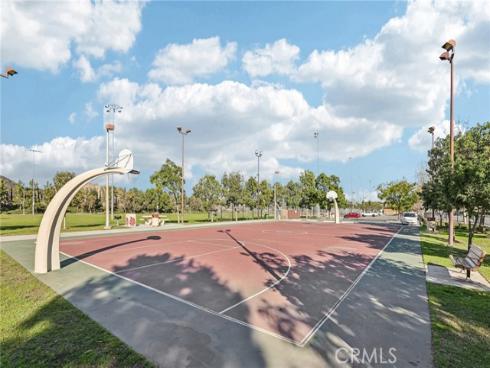 246 W Pebble Creek Ln , Orange, CA