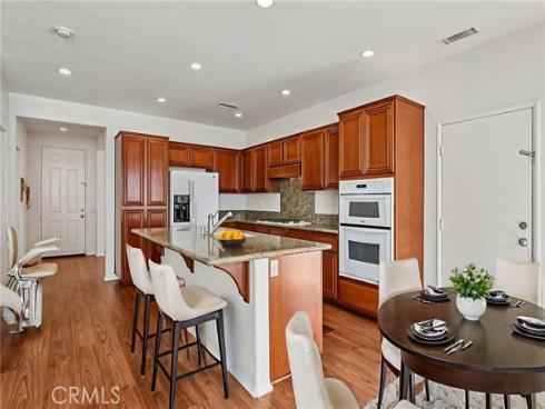 246 W Pebble Creek Ln , Orange, CA