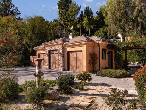 10845 N Meads  , Orange, CA