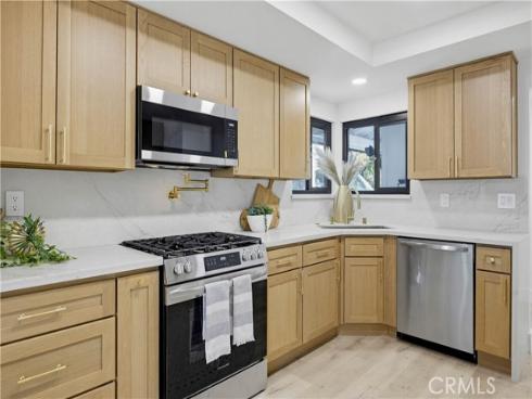 410 W Crystal View , Orange, CA