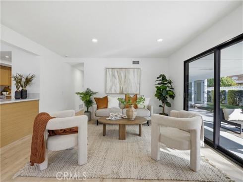 410 W Crystal View , Orange, CA