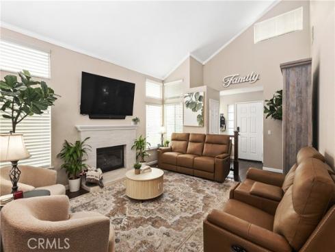 557 S Summerfield , Orange, CA