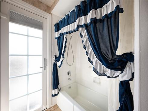 944 E Concord Avenue, Orange, CA