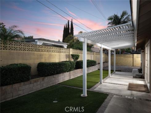 944 E Concord Avenue, Orange, CA