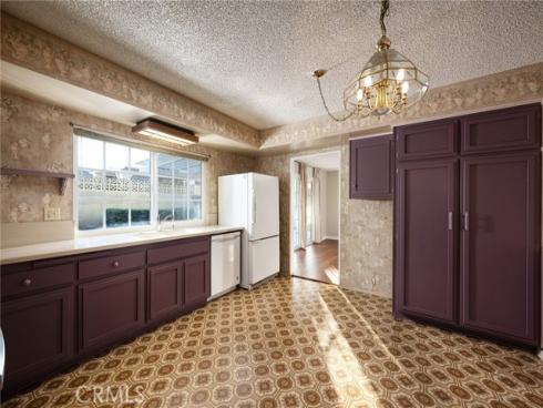 944 E Concord Avenue, Orange, CA