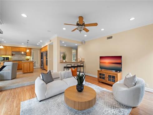 2811 N Roxbury , Orange, CA