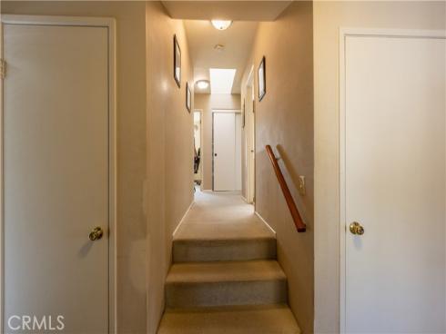 910 E Glendale , Orange, CA