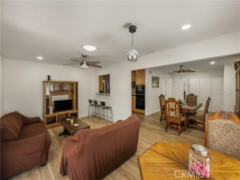 1011 E Chestnut , Orange, CA