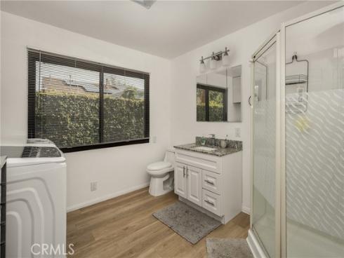 1011 E Chestnut , Orange, CA