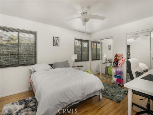 1011 E Chestnut , Orange, CA