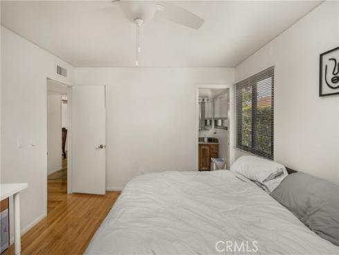 1011 E Chestnut , Orange, CA