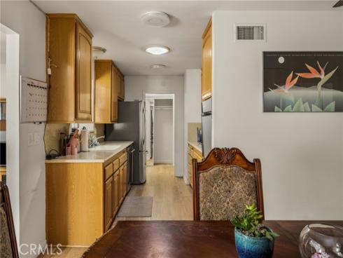 1011 E Chestnut , Orange, CA