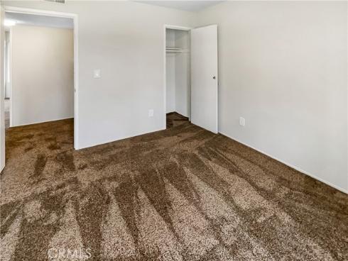 700 W La Veta  , Orange, CA