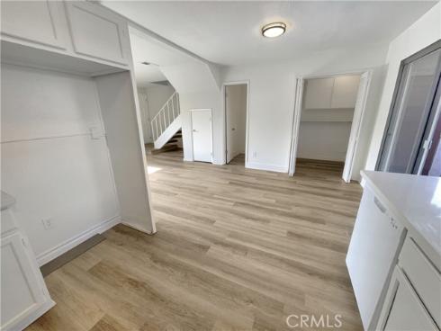 700 W La Veta  , Orange, CA