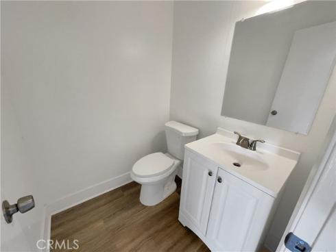 700 W La Veta  , Orange, CA