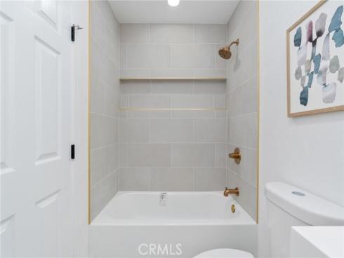 2076 N Diamond , Orange, CA