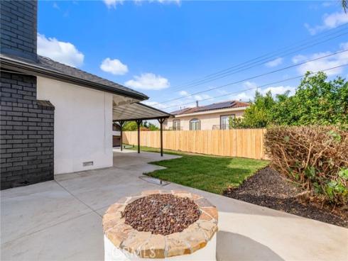 2076 N Diamond , Orange, CA