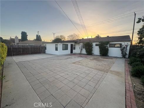 547 S Yorba   Street, Orange, CA