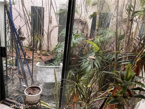 2733  N. Vista Knoll   Road, Orange, CA