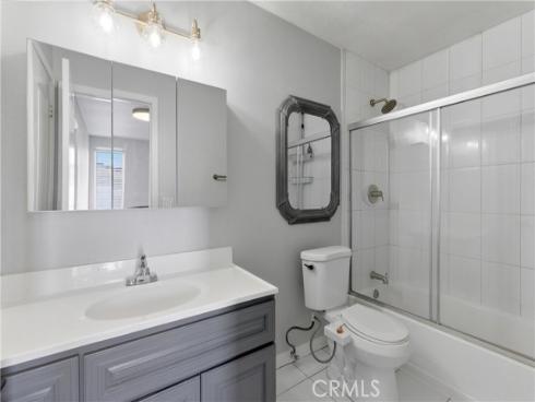 2100 W Palmyra  33 , Orange, CA