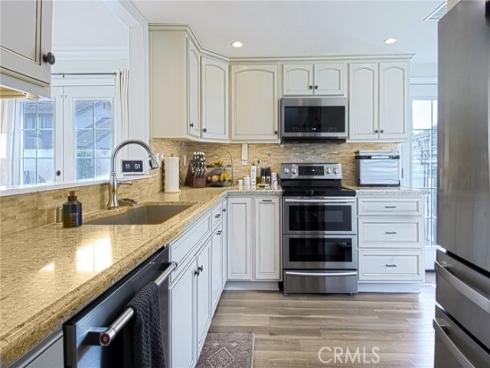 2541 N River Trail , Orange, CA