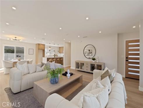 534 E Hoover  , Orange, CA