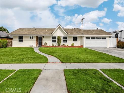 1119 E Cumberland   Road, Orange, CA