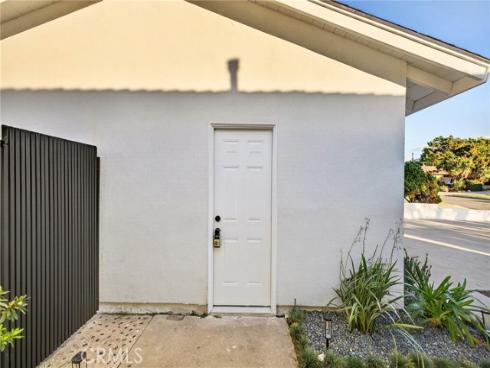 1201 E Saint James  , Orange, CA