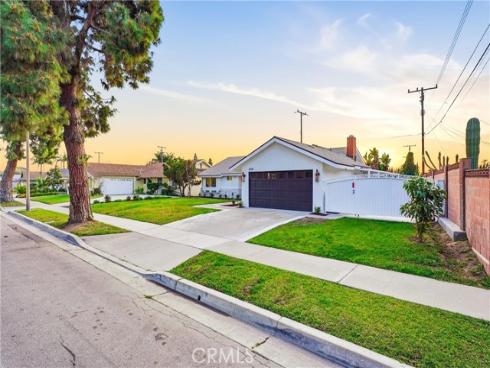 2776 N Beechwood  , Orange, CA