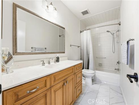 1758 N Widdows  , Orange, CA