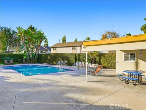 1758 N Widdows  , Orange, CA