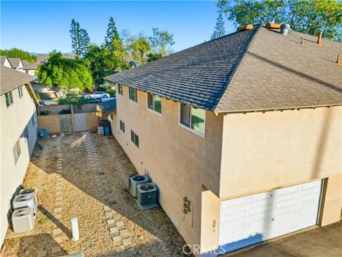 1758 N Widdows  , Orange, CA