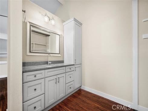 700 E Lake  111 , Orange, CA