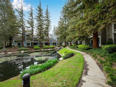 700 E Lake  111 , Orange, CA