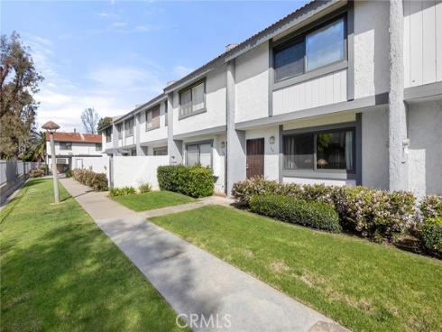 1910  W Palmyra Avenue  139 , Orange, CA