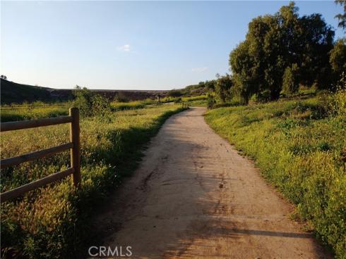 190 N Singingwood  , Orange, CA