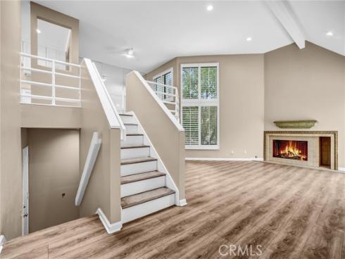 190 N Singingwood  , Orange, CA