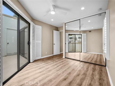 190 N Singingwood  , Orange, CA