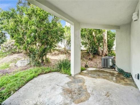 190 N Singingwood  , Orange, CA