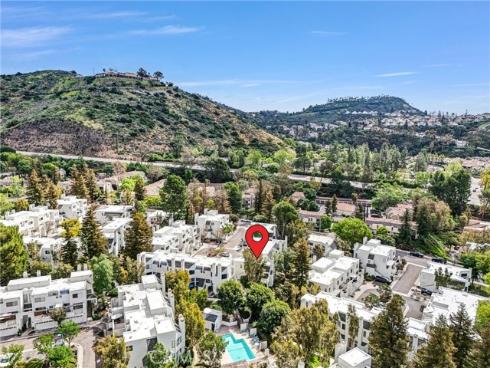 190 N Singingwood  , Orange, CA