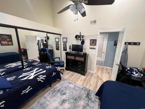 5722 E Stillwater  113  Avenue, Orange, CA