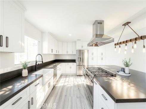 1920 E Barkley  , Orange, CA