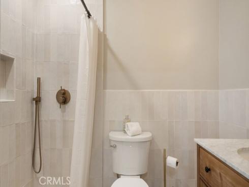 637 E Van Bibber  , Orange, CA