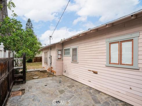 637 E Van Bibber  , Orange, CA