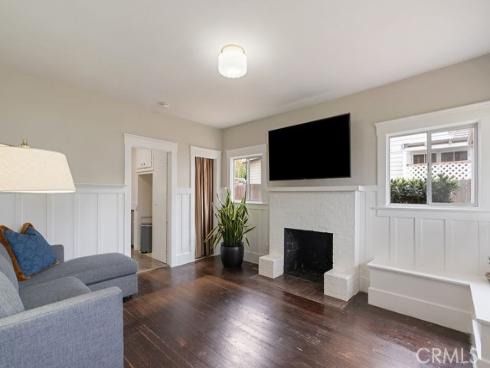 637 E Van Bibber  , Orange, CA