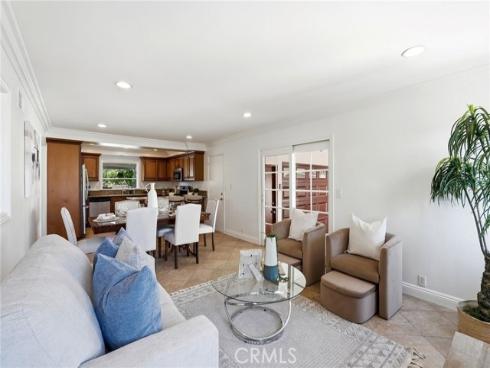 1110 E Meats Avenue, Orange, CA