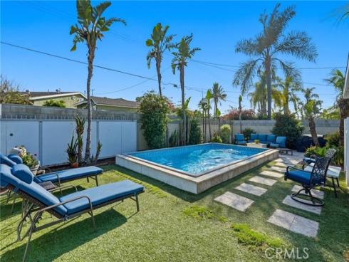 1110 E Meats Avenue, Orange, CA