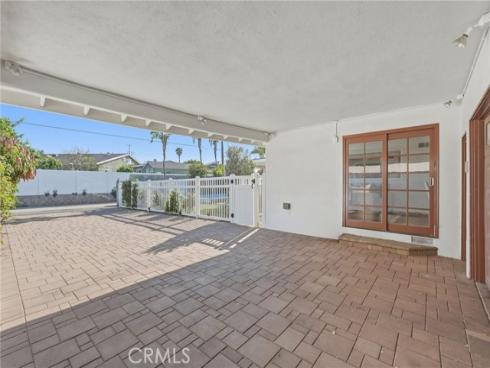 1110 E Meats Avenue, Orange, CA