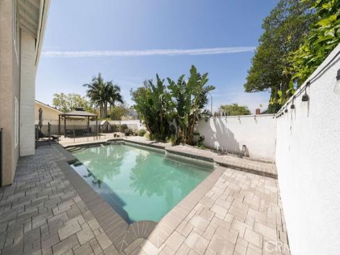 186 N Quail   Lane, Orange, CA