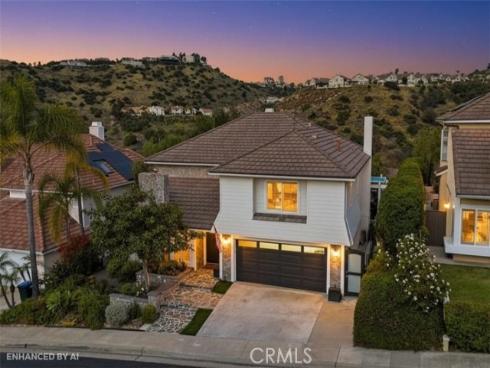 6305 E. Rocking Horse